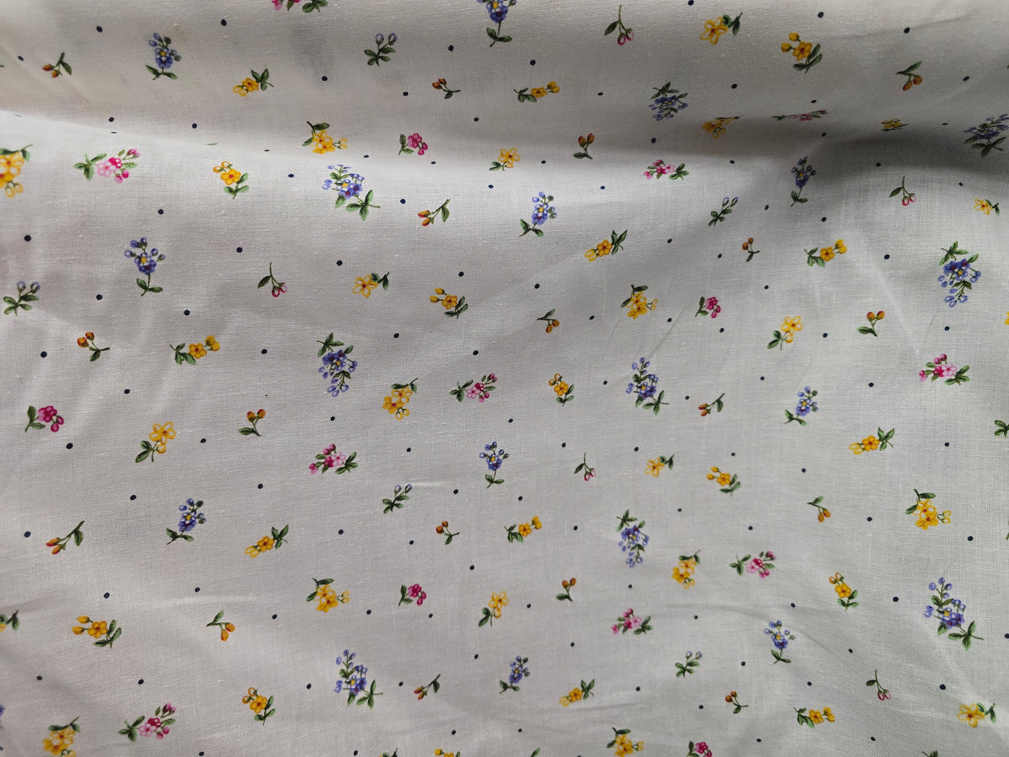 Ditsy Floral 100% Cotton Fabric | 140cm Wide | Super Width