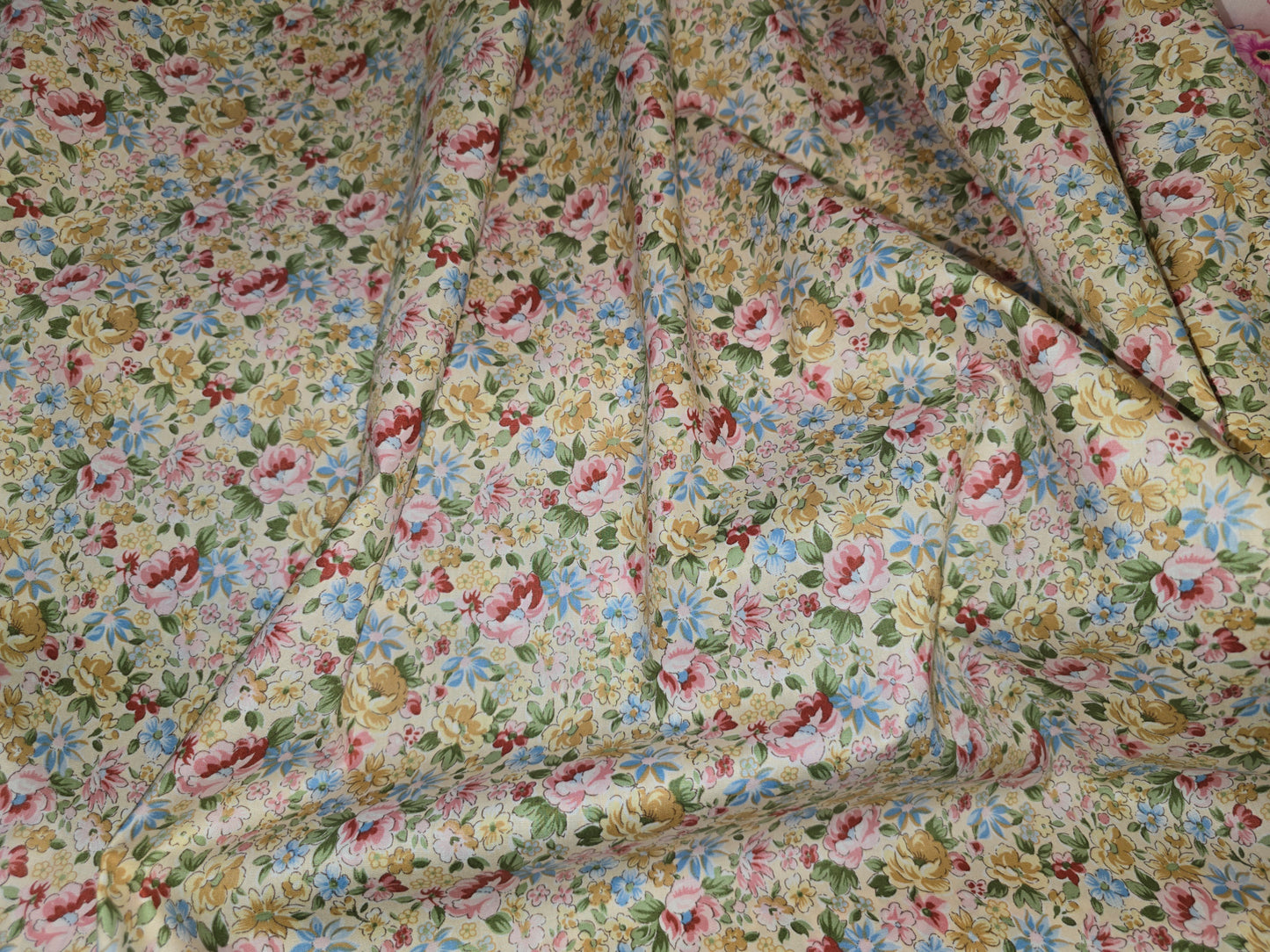 100% Cotton Lemon Meadow 112cm width