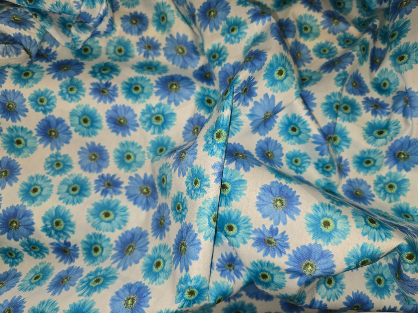100% Cotton Blue Flower 112cm width