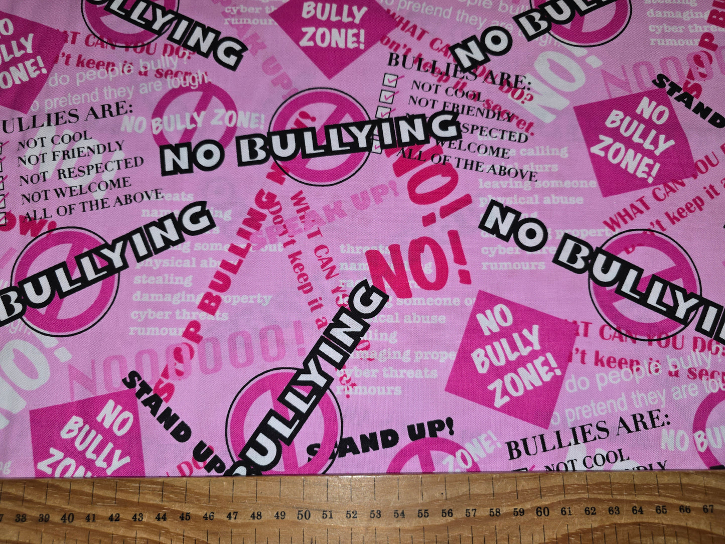 Benartex Cool School by Maria Kalinowski 5300 Anti-Bullying - 100% Cotton 112cm