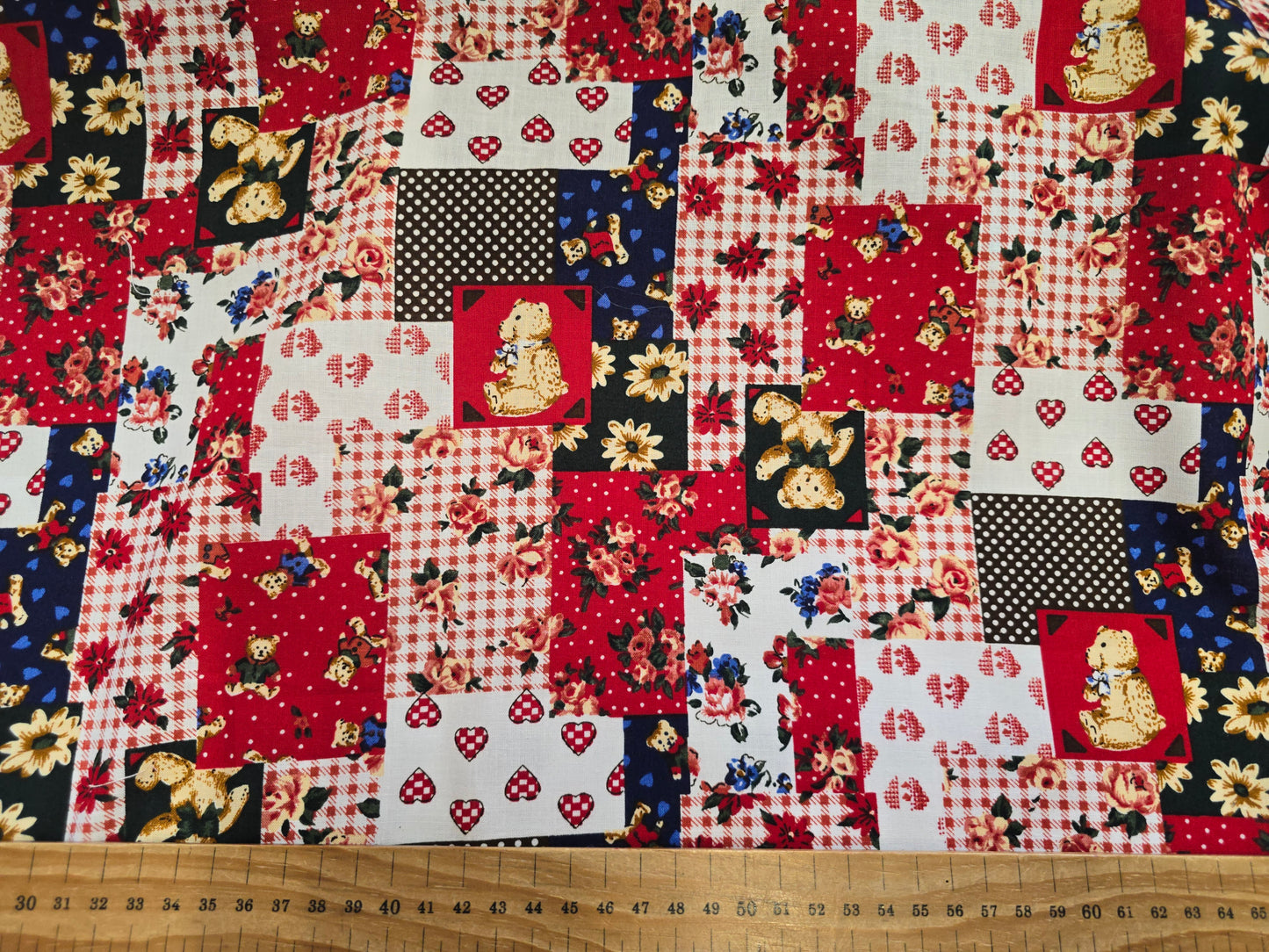 100% Cotton Patchwork Fabric in Red - English Country Style 135cm Width