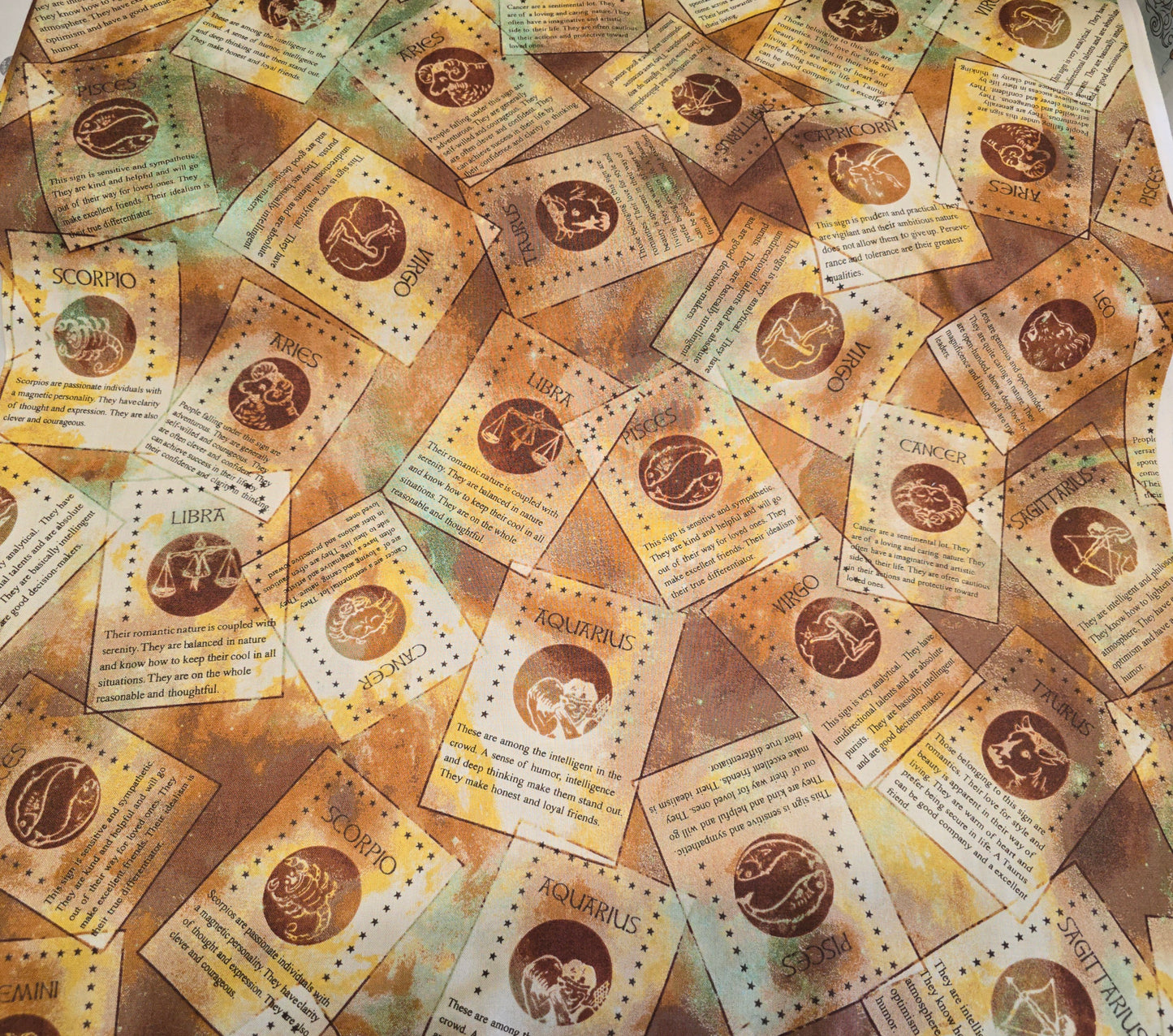 Fabri Quilt New Dawn 112-1161 Astrology 112cm width