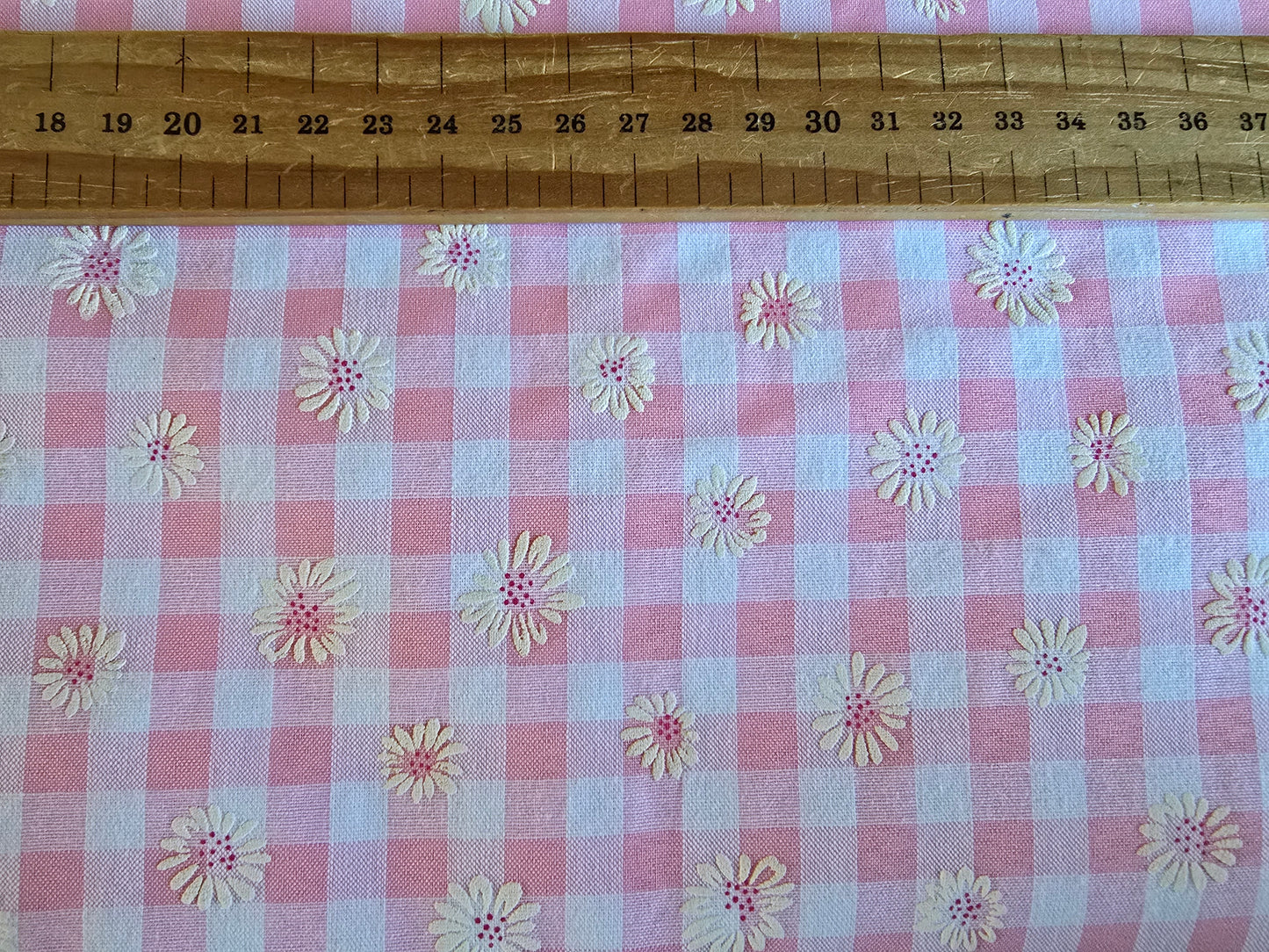 Polycotton Gingham Flower Pink 8mm Limited! Cotton Rich!