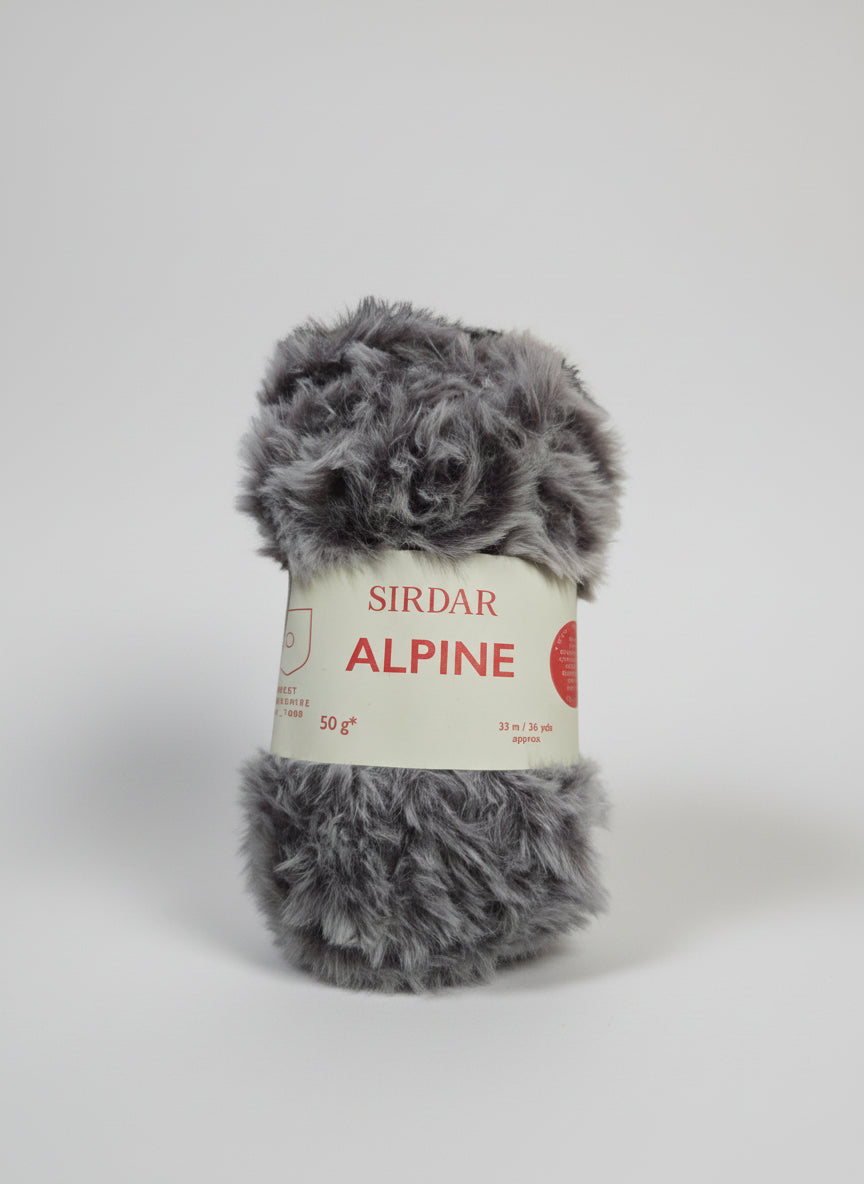 Sirdar Alpine Mink Grey Cat Knitting Kit Cream Aran - Bundle
