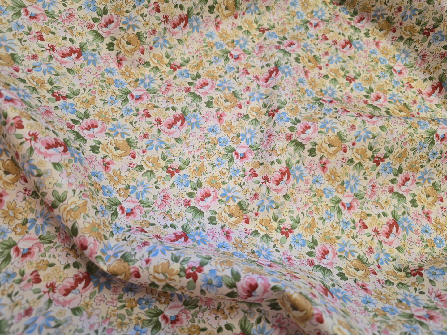 Cream Vintage Floral Cotton Poplin Fabric - 112cm Wide