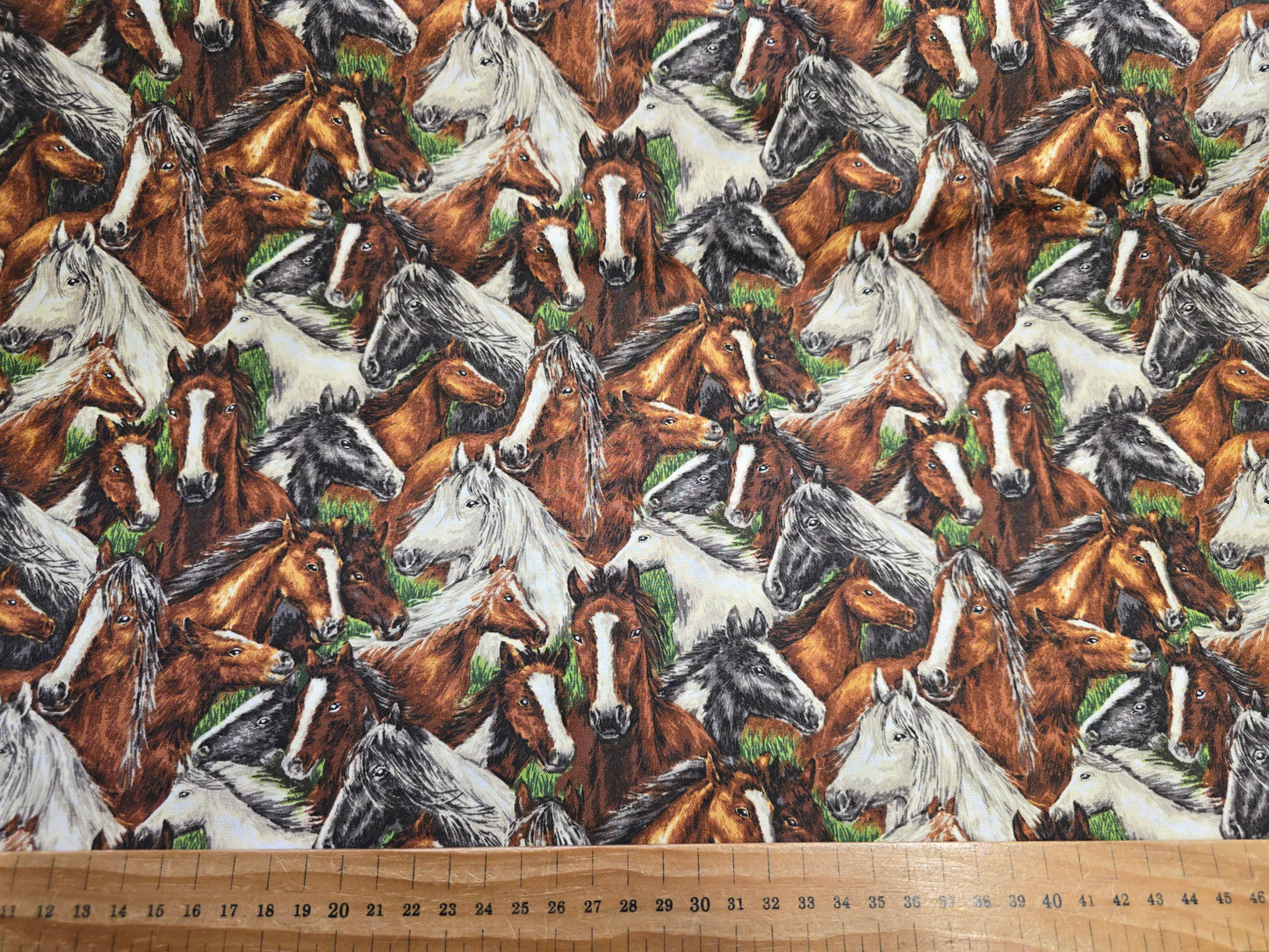 Fabri Quilt Horses Nature's Corner 100% Quilting Cotton - 112cm Width