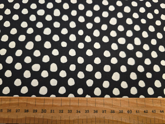 Benartex White Spot on Black 3477- 100% Quilting Cotton 112cm