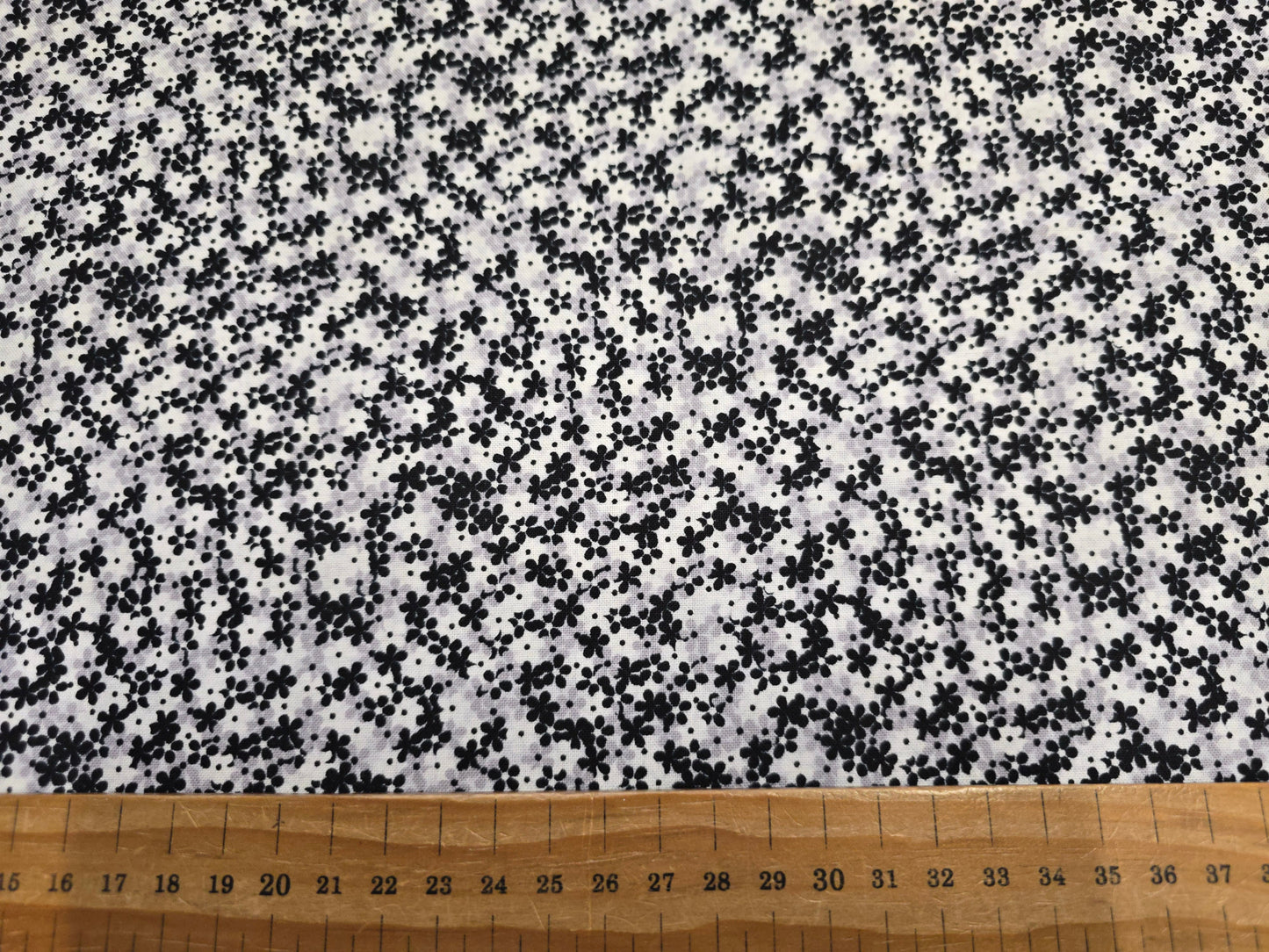 Benartex 5643 Floral Black Grey - 100% Quilting Cotton 112cm Width