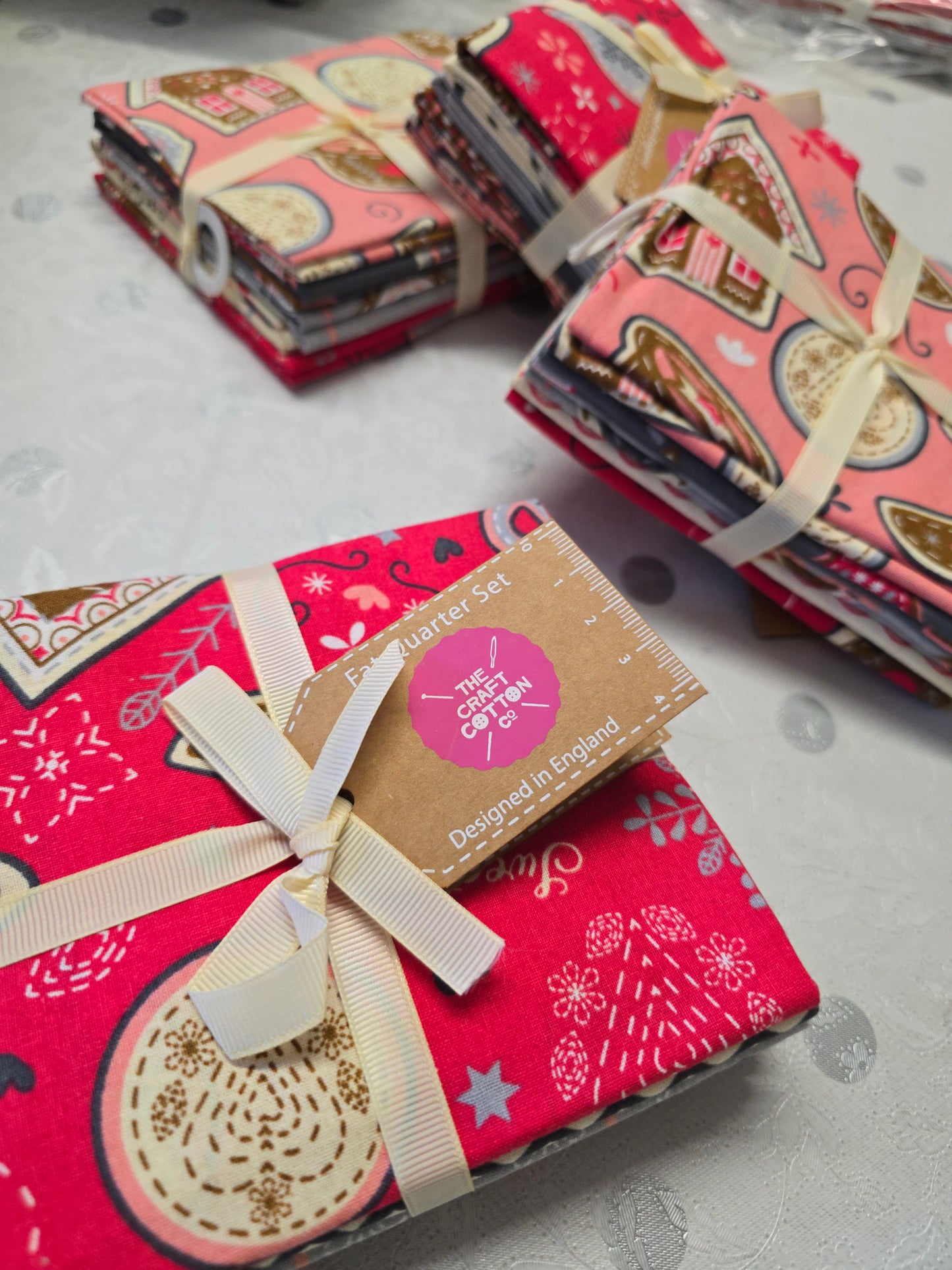 Scandi Sweet Treats Christmas Fat Quarter Pack | 5 x 100% Cotton Fat Quarters