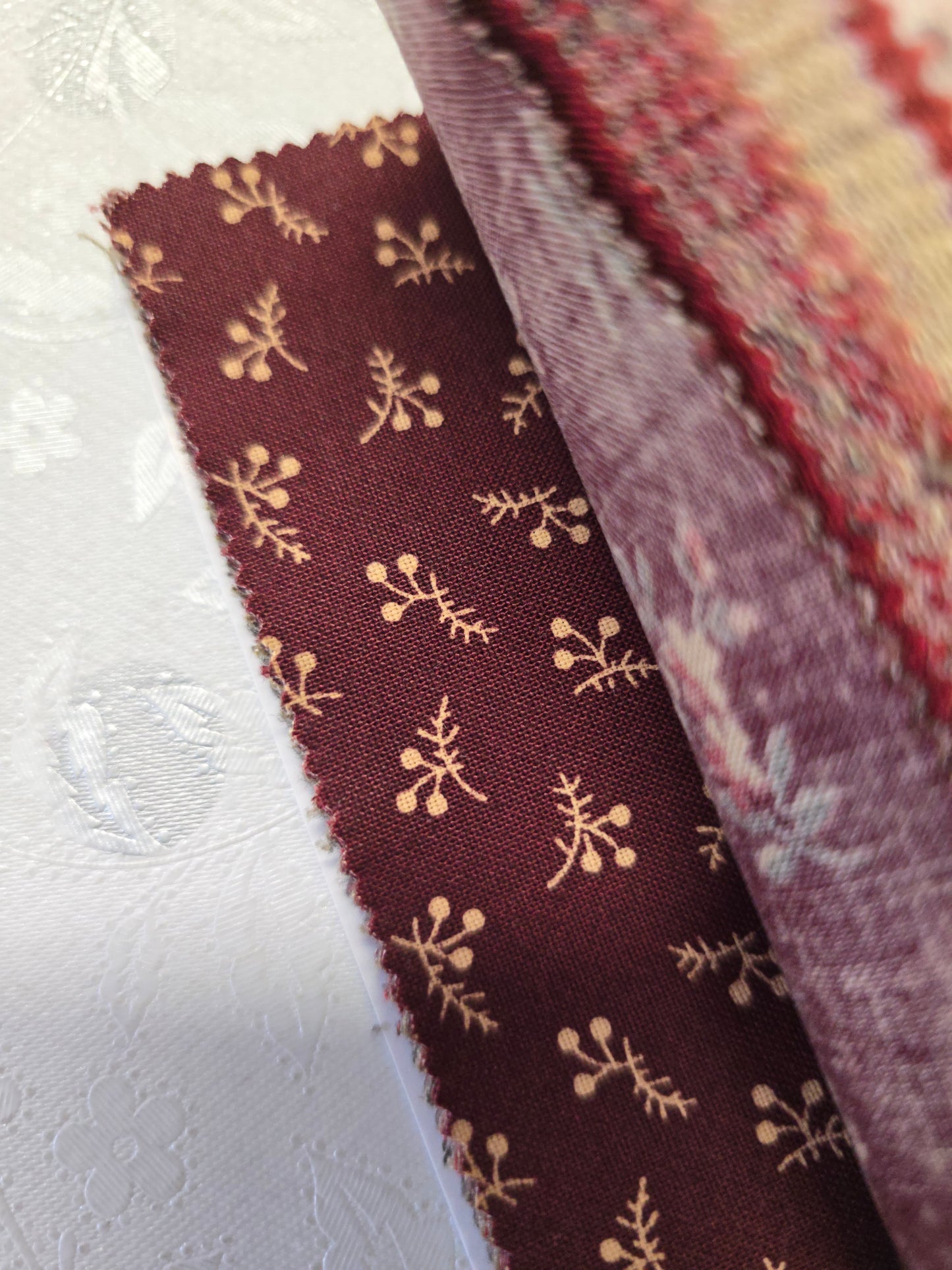 Moda Richmond Reds by Barbara Brackman Charm Pack - 42 x 5" Cotton Squares