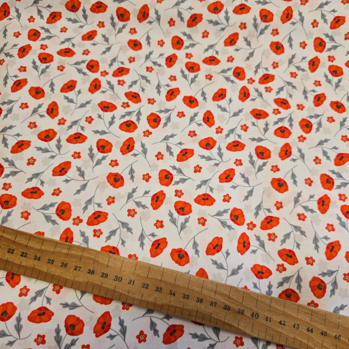 Craft Cotton Company Scattered Poppies on White - 112cm Wide